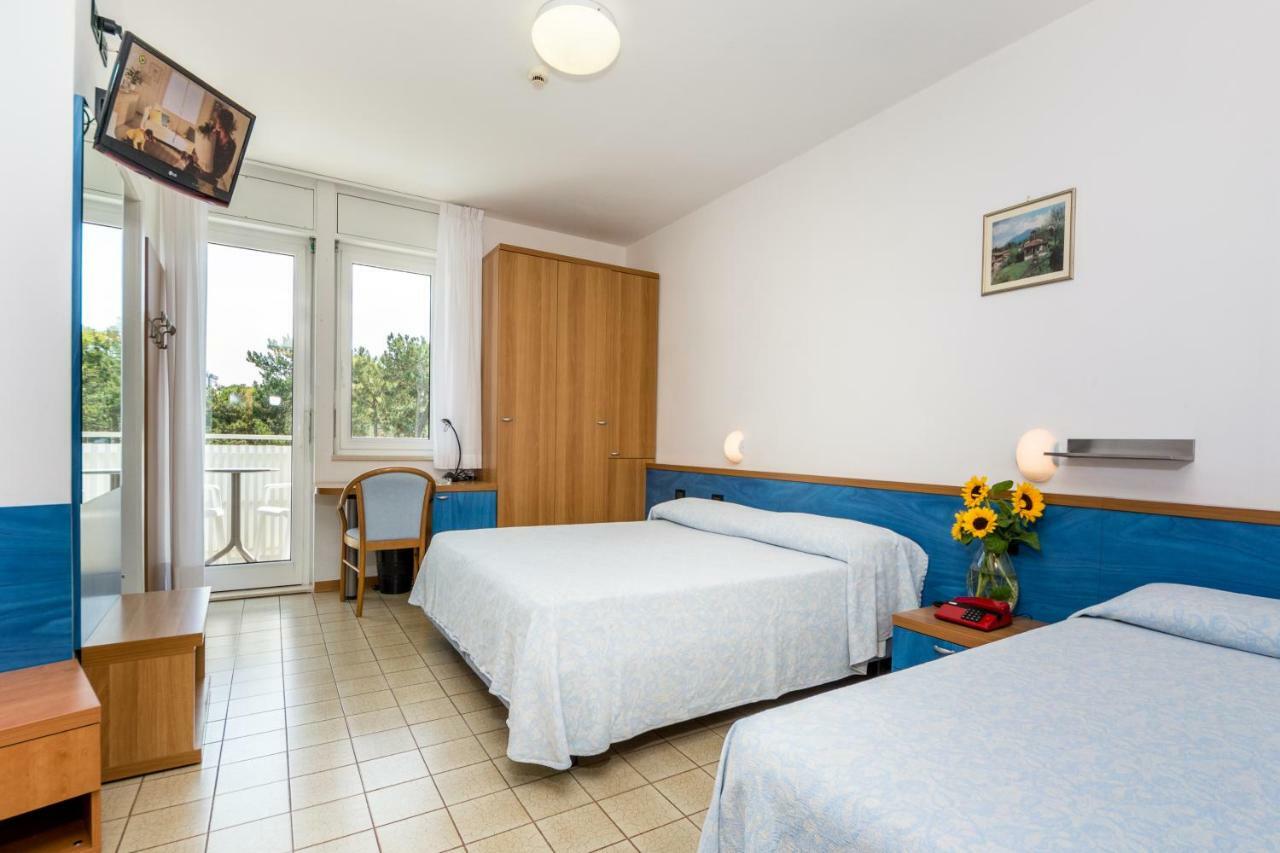 Hotel Smeraldo Lignano Sabbiadoro Zewnętrze zdjęcie